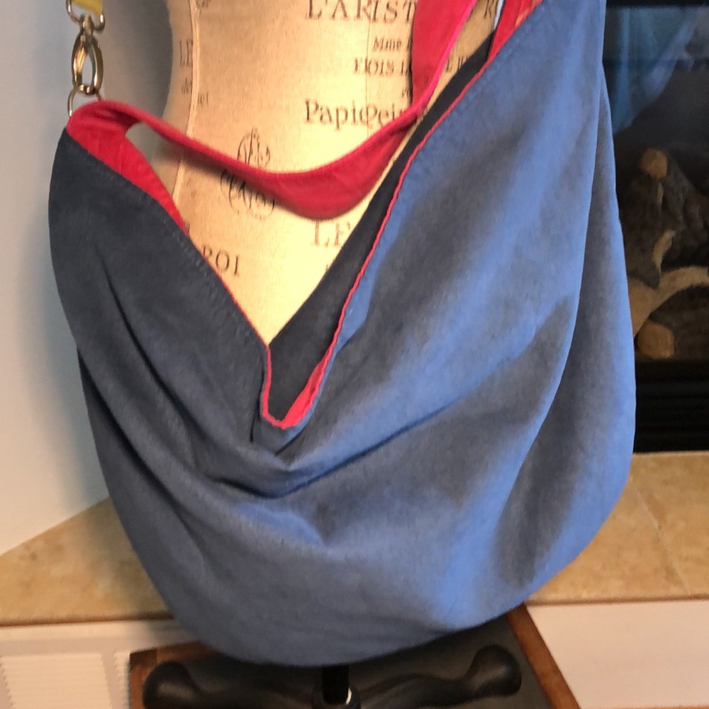 AUDYCKA TOTE SLING BAG SUEDE - Picture 2 of 10